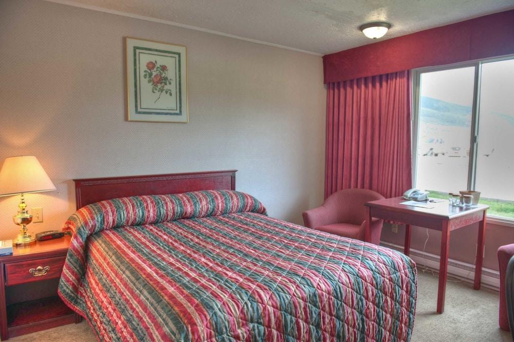 Sandman Inn Mcbride Zewnętrze zdjęcie