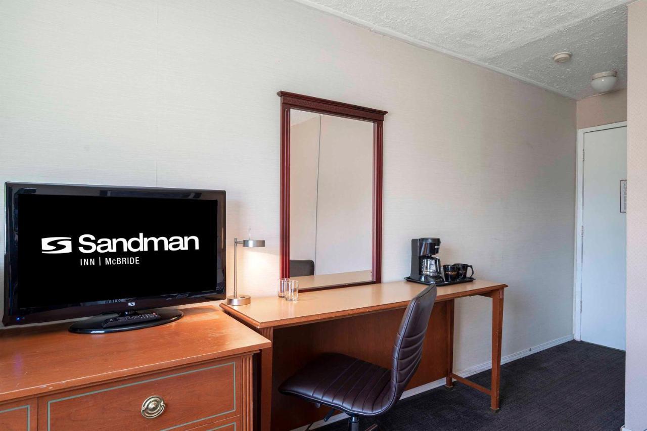 Sandman Inn Mcbride Zewnętrze zdjęcie